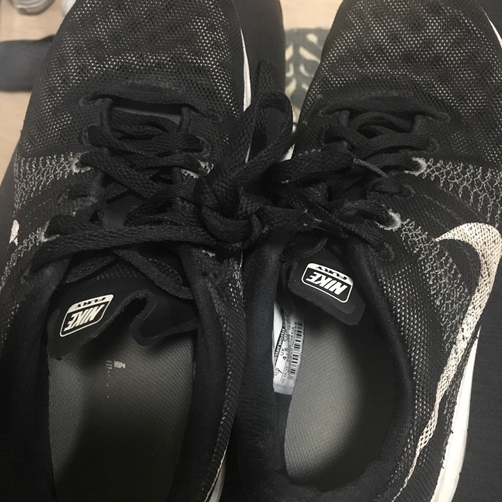 Nike Fury Running Shoes